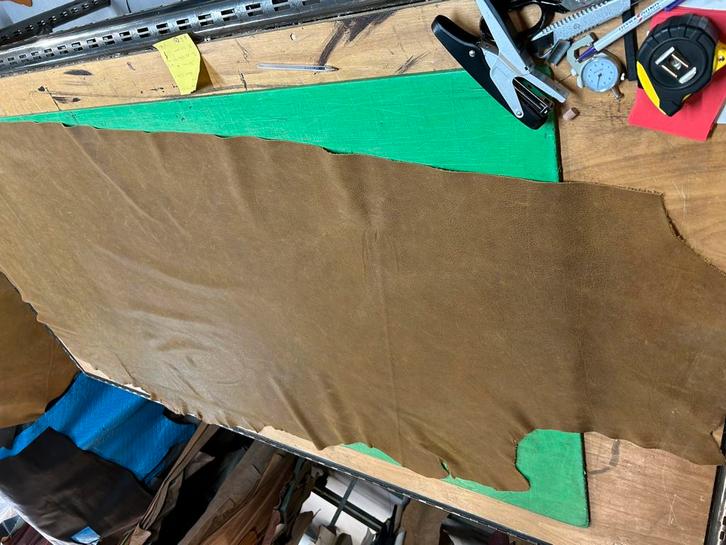 Cognac patina-vintage halve huid 1,5mm dik soepel&glad A-506, Hobby en Vrije tijd, Stoffen en Lappen, Zo goed als nieuw, Leer of Kunstleer