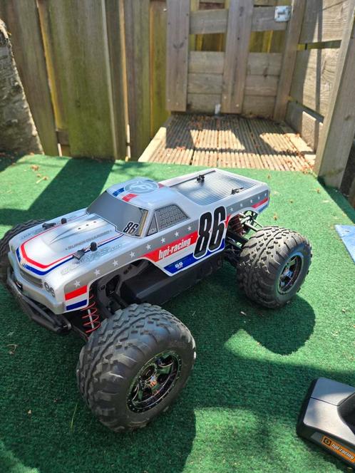 HPI Savage XS Flux met 2 Lipo accu's van 5500 en wheeliebar., Hobby en Vrije tijd, Modelbouw | Radiografisch | Auto's, Zo goed als nieuw