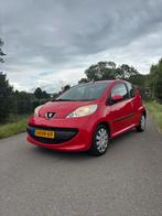 Peugeot 107 NIEUWE APK 1.0 12V 3DR 2007 Rood, Auto's, Voorwielaandrijving, 4 stoelen, 68 pk, Handgeschakeld