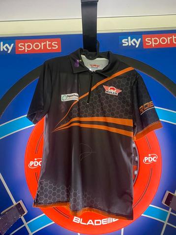 Dartshirt van Duijvenbode beschikbaar voor biedingen