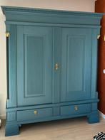 Maasief houten kast, Ophalen