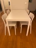 Witte Eettafel met 4 Stoelen - Ikea Vangsta/Janinge, Huis en Inrichting, Tafels | Eettafels, Ophalen, Kunststof, 100 tot 150 cm