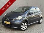 Toyota Aygo 1.0-12V APPLE CARPLAY /NAP /ELEKPAKKET, Voorwielaandrijving, Gebruikt, 4 stoelen, 68 pk