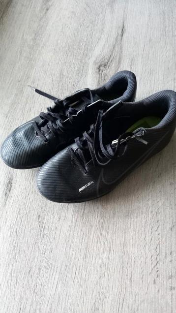 Voetbal schoenen maat 35 Nike Mercurial