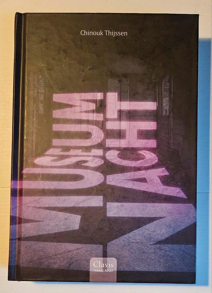 Chinouk Thijssen - Museumnacht, Boeken, Kinderboeken | Jeugd | 13 jaar en ouder, Nieuw, Ophalen of Verzenden