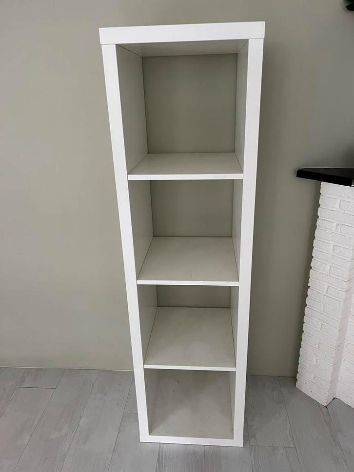 Witte Kallax kast - 4 vakken, Huis en Inrichting, Kasten | Boekenkasten, Zo goed als nieuw, Minder dan 50 cm, 100 tot 150 cm, 25 tot 50 cm