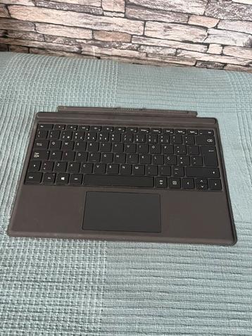 Surface typecover qwerty FR beschikbaar voor biedingen