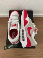 Nike Air Max 1 rood met wit nieuw maat 41, Kleding | Heren, Schoenen, Overige kleuren, Nike, Nieuw, Ophalen of Verzenden
