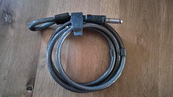 Axa spiraal insteekslot beschikbaar voor biedingen