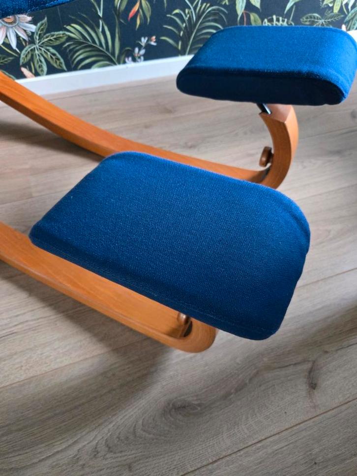Ergonomische stokke varier ZGAN model met verstelbare knie, Huis en Inrichting, Stoelen, Zo goed als nieuw, Ophalen