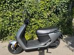 Segway eScooter E110S snor blauw plaat elektrische scooter, Fietsen en Brommers, Snorfietsen en Snorscooters, Ophalen, Zo goed als nieuw