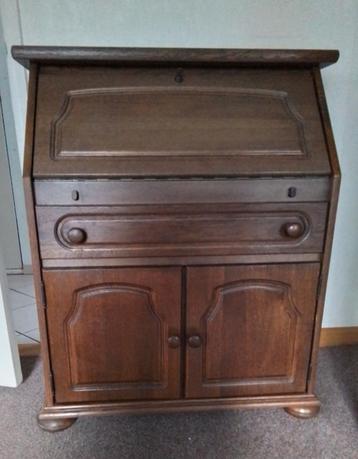 Eikenhouten secretaire / kast beschikbaar voor biedingen