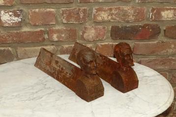 set gietijzeren haardblokken beschikbaar voor biedingen