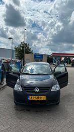 Volkswagen Fox 1.4 55KW 2006 Zwart, Auto's, Voorwielaandrijving, 15 km/l, 74 pk, 4 cilinders