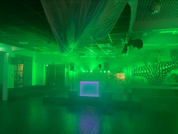 Adj fog furry jet rookmachine halloween huren beschikbaar voor biedingen