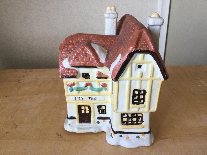 Kerst(winter) aardewerk huisje, Diversen, Kerst, Gebruikt, Ophalen of Verzenden