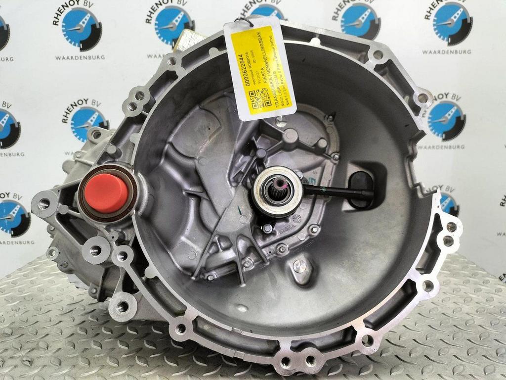 FORD FIESTA TRANSMISSIE / VERSNELLINGSBAK 2022, Ophalen of Verzenden, Gebruikt, Stiba lid