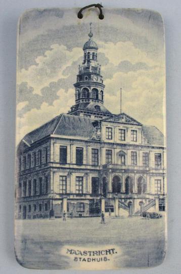 Petrus Regout  Maastricht tegel Stadhuis Maastricht beschikbaar voor biedingen