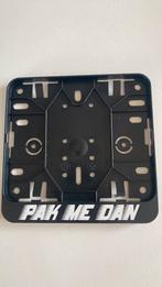 Kentekenplaathouder voor scooter met tekst “pak me dan”, Ophalen, Nieuw