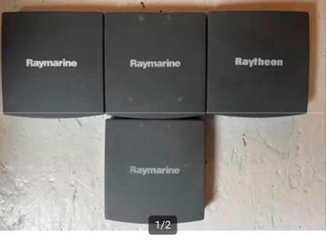 Mooie zonnekapjes raymarine ST60 20 per stuk. beschikbaar voor biedingen