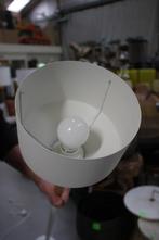 Leuke vloerlamp TORCH ZUIVER wit hout metaal Scandinavisch, Huis en Inrichting, Ophalen, Zo goed als nieuw, Glas, 150 tot 200 cm
