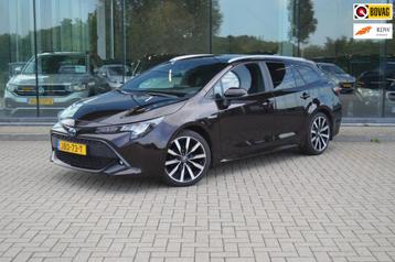 Toyota Corolla Touring Sports 1.8 Hybrid Business | Trekhaak beschikbaar voor biedingen