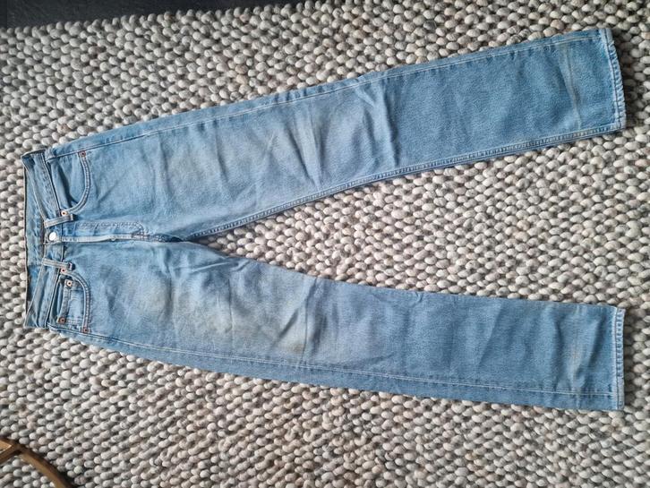 Levi's 501 vintage jeans w26 l34 hele goede staat, Kleding | Dames, Spijkerbroeken en Jeans, Zo goed als nieuw, W27 (confectie 34) of kleiner