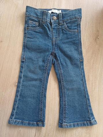 Nieuwe Name-it flare spijkerbroek beschikbaar voor biedingen