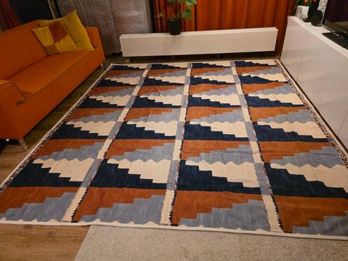 Grand Foulard in mooie zachte tinten, Huis en Inrichting, Woonaccessoires | Plaids en Woondekens, Zo goed als nieuw, Ophalen