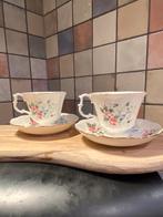 Royal Albert Bone China kop en schotel,mooi goud randje 2 x, Ophalen of Verzenden