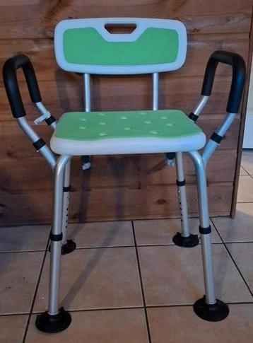 Douchestoel  beschikbaar voor biedingen