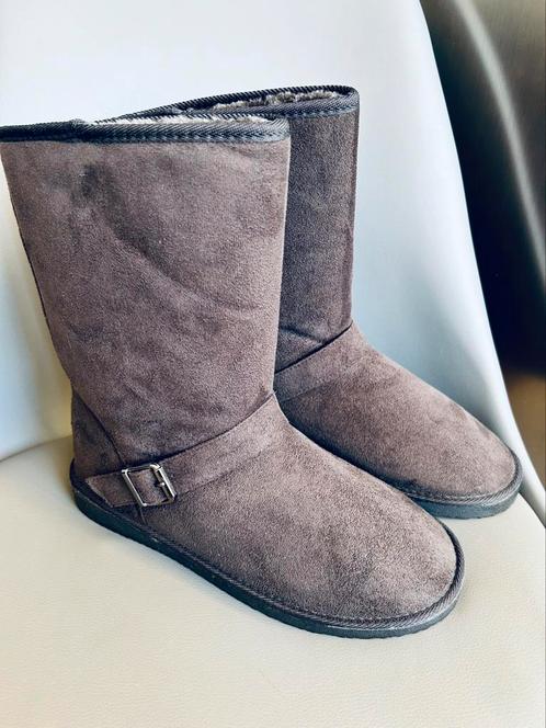 Nieuw MUUK Winterboots Maat 40 Grijs, Kleding | Dames, Schoenen, Nieuw, Snowboots, Grijs, Ophalen of Verzenden