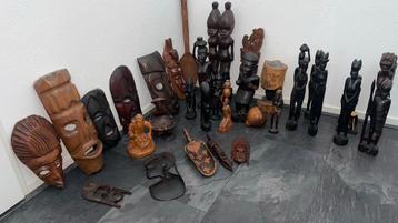 Afrikaanse Maskers, Beelden & Houtsnijwerk beschikbaar voor biedingen