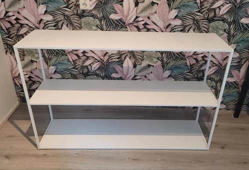 Sidetable wit metaal, Huis en Inrichting, Tafels | Sidetables, Zo goed als nieuw, 25 tot 50 cm, 100 tot 150 cm, Rechthoekig, Metaal