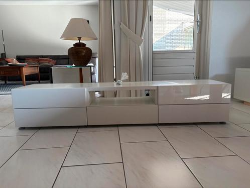 IKEA tv meubel kast, Huis en Inrichting, Kasten | Televisiemeubels, Gebruikt, Minder dan 100 cm, 150 tot 200 cm, 25 tot 50 cm
