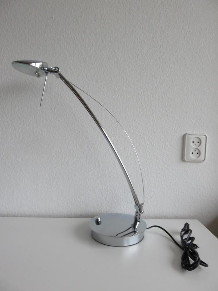 Vandeheg chromen bureaulamp tafellamp dimbaar, Huis en Inrichting, Lampen | Tafellampen, Zo goed als nieuw, Minder dan 50 cm, Metaal