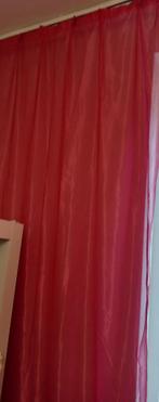 Vitrage roze/rood  440 cm breed en 300 cm hoog, Huis en Inrichting, Stoffering | Gordijnen en Lamellen, Ophalen, 200 cm of meer