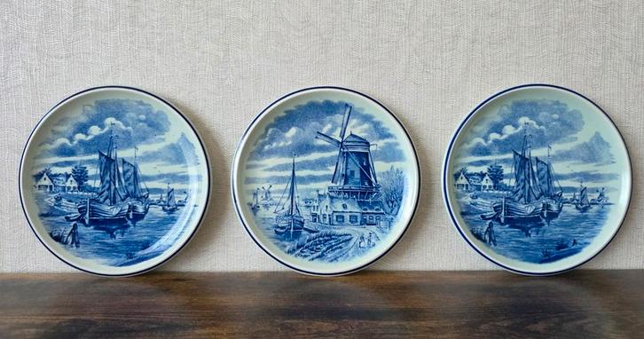 3 antieke wandbordjes Delfts blauw, Antiek en Kunst, Antiek | Wandborden en Tegels, Ophalen of Verzenden