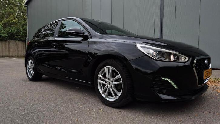 Hyundai i30 1.4i Blue 2018 Zwart VOLLE opties!, Auto's, Hyundai, Particulier, i30, ABS, Achteruitrijcamera, Airbags, Airconditioning