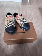 Burberry kinder schoenen maat 21, Ophalen of Verzenden, Burberry, Zo goed als nieuw