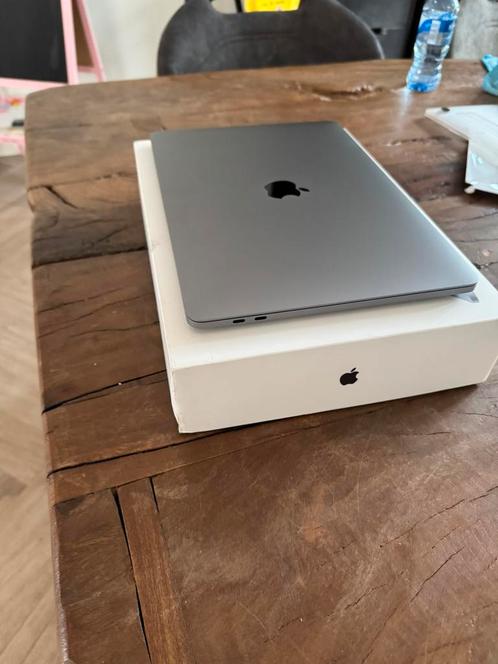 MacBook Pro M1 | 8GB RAM | Nieuwstaat | 97% batterij!, Computers en Software, Apple Macbooks, Zo goed als nieuw, MacBook Pro, 13 inch