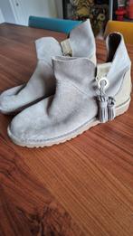 ugg zomerlaars, UGG, Beige, Lage of Enkellaarzen, Ophalen of Verzenden