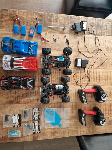 2x RC Auto van WLToys /WLRacing voor onderdelen met extra's beschikbaar voor biedingen