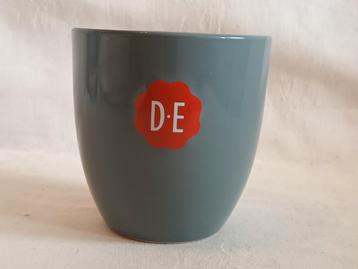 Douwe Egberts mok zonder oor grijs beschikbaar voor biedingen