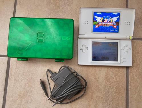 ds lite nintendo wit met games, Spelcomputers en Games, Spelcomputers | Nintendo DS, Gebruikt, DS Lite, Wit, Met games, Ophalen of Verzenden