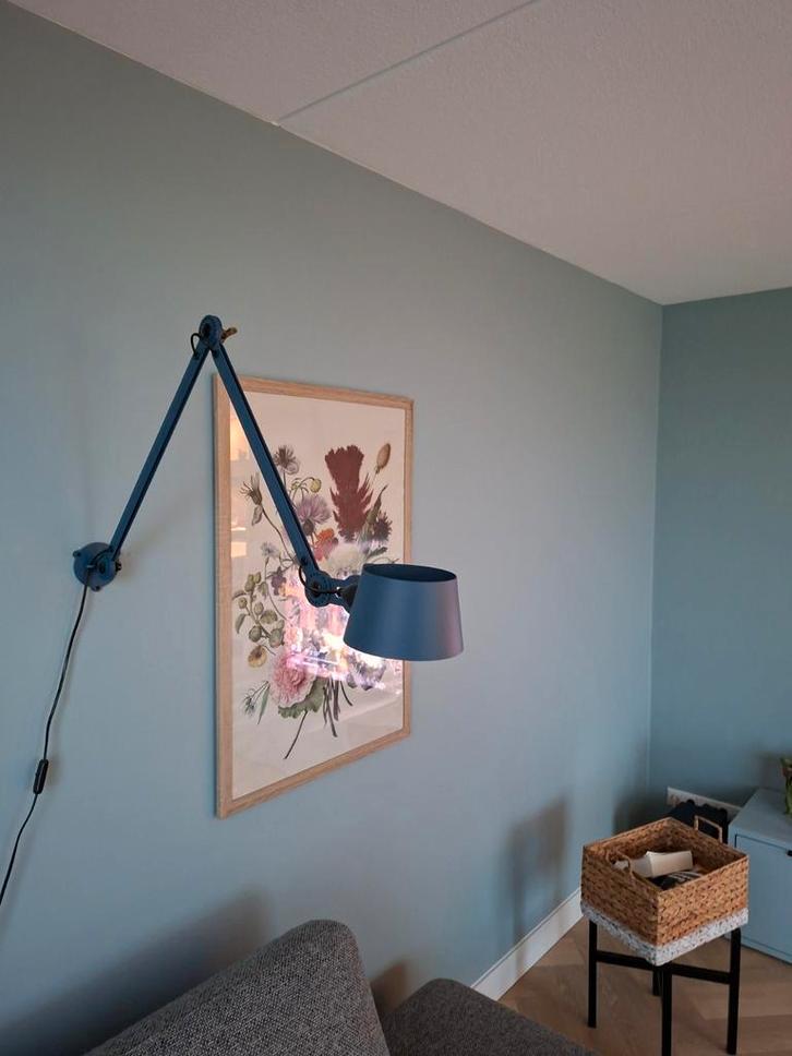 Tonone Bolt Thunder Blue Dubbele Arm Wandlamp, Huis en Inrichting, Lampen | Wandlampen, Zo goed als nieuw, Metaal, Ophalen of Verzenden