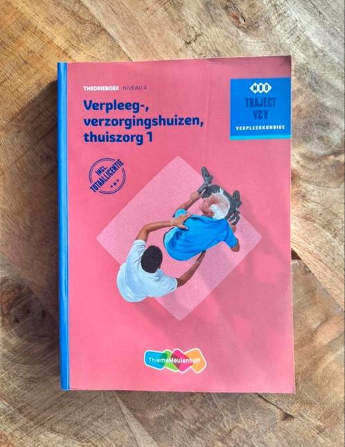 Verpleeg-, verzorgingshuizen & thuiszorg 1&2 boek, Boeken, Schoolboeken, Nieuw, Overige vakken, Overige niveaus, Ophalen