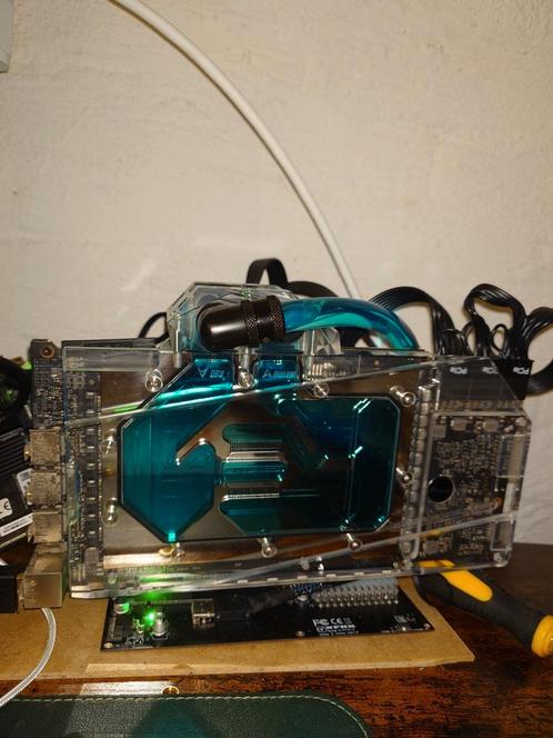 Asus RTX 3090 OC with waterblock, Computers en Software, Videokaarten, Zo goed als nieuw, Nvidia, PCI-Express 4.0, GDDR6, Ophalen of Verzenden