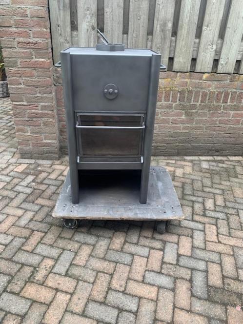 Harrie Leenders HL2 houtkachel, Huis en Inrichting, Kachels, Zo goed als nieuw, Vrijstaand, Houtkachel, Hout, Ophalen