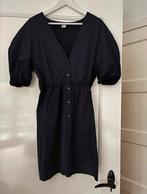 Satijnen feestjurkje met pofmouw, Maat 38/40 (M), Blauw, Ophalen of Verzenden, Zo goed als nieuw